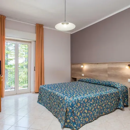 Hotell Tasso 3*