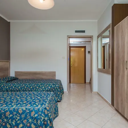 타소 카미글리아텔로 실라노